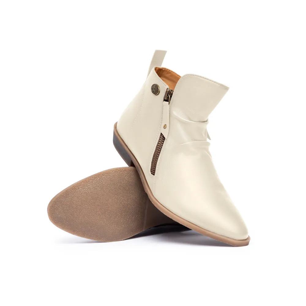 Ladies Milestone Boots Bone image 0